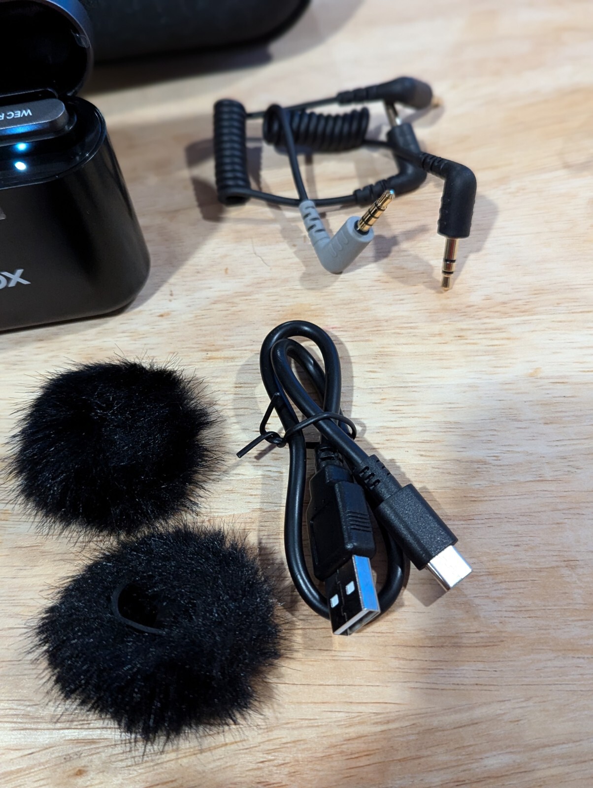 GODOX WEC Kit 2 Wireless Lavalier Mic. w/ Noise Cancellation