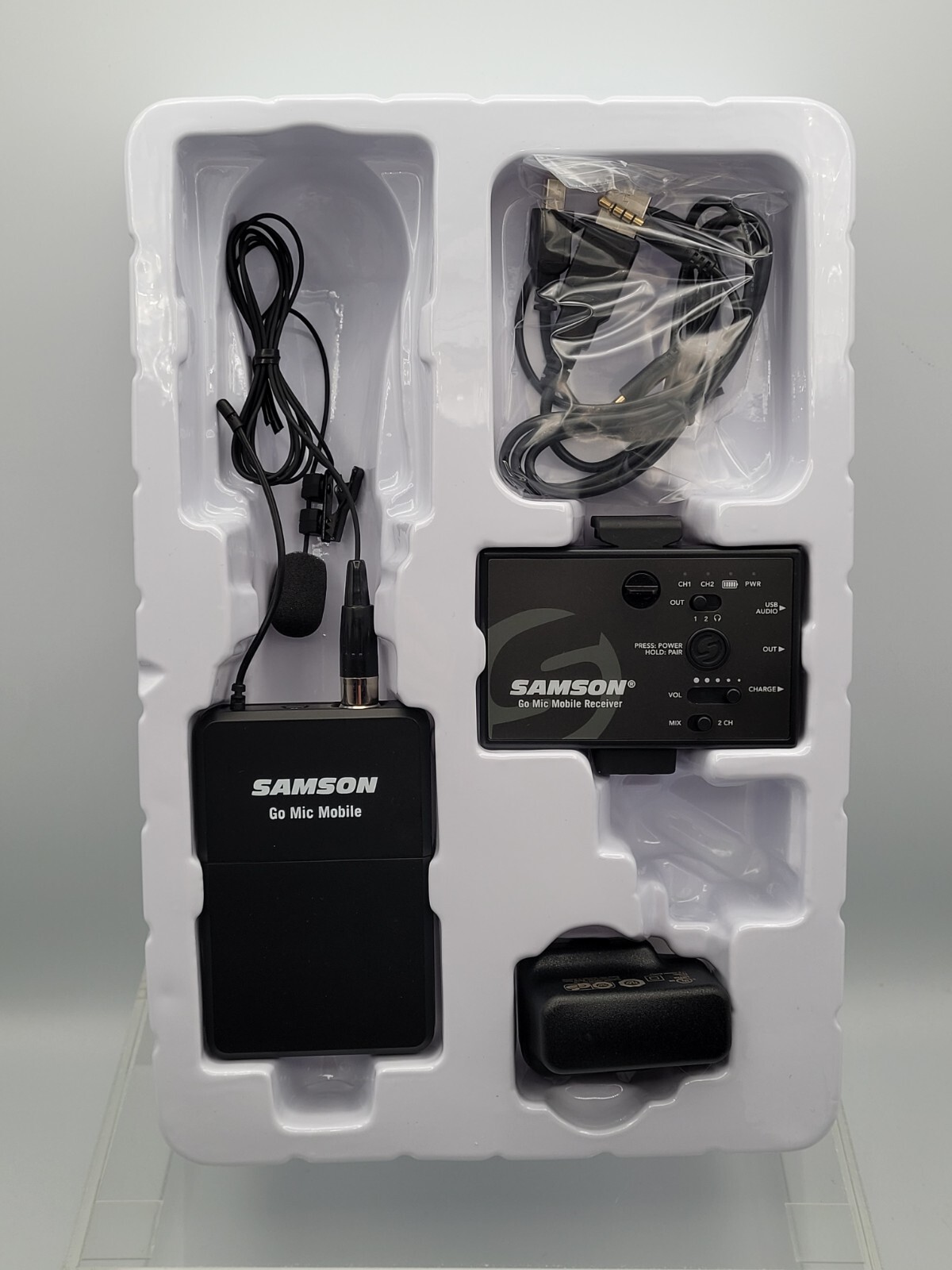 Samson Go Mic Mobile Receiver with LM8 Lavalier and Belt Pack Transmitter