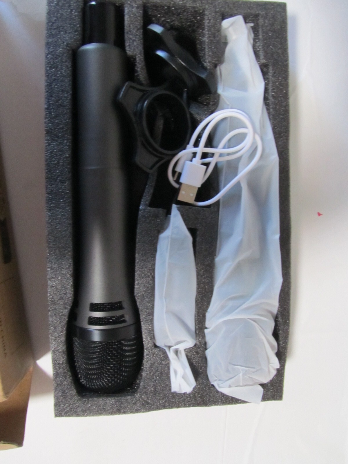 TW320 Wireless Microphones (Grey)