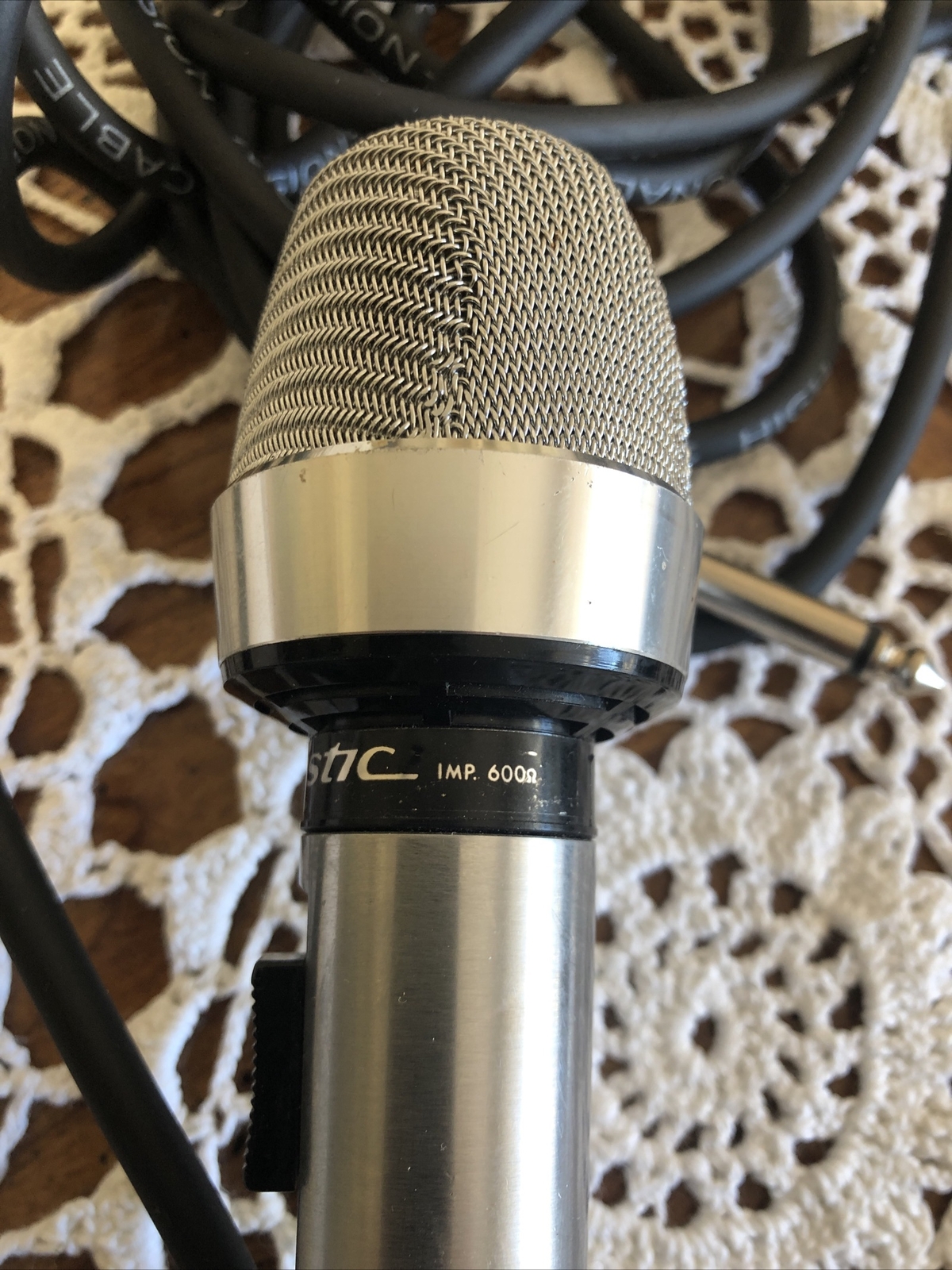 AM-331 Dynamic Microphone Cardioid chrome mic Imp. 600 Ohm ~ works