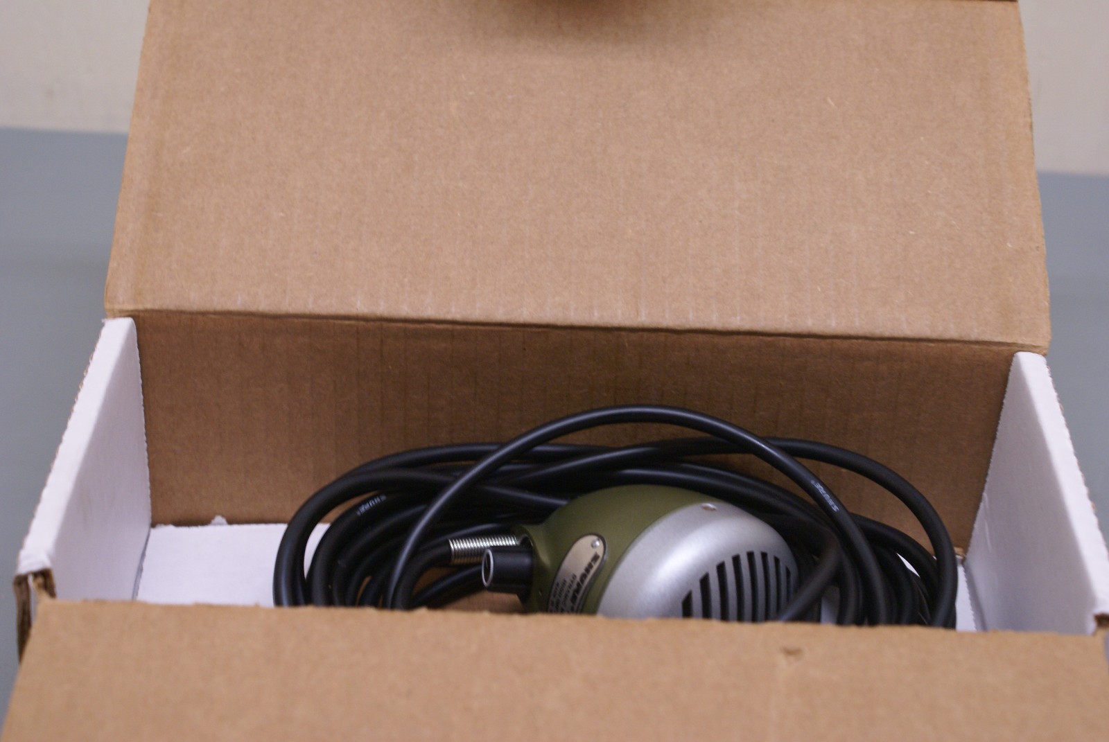 Shure 520DX “Green Bullet” Harmonica Microphone 1G