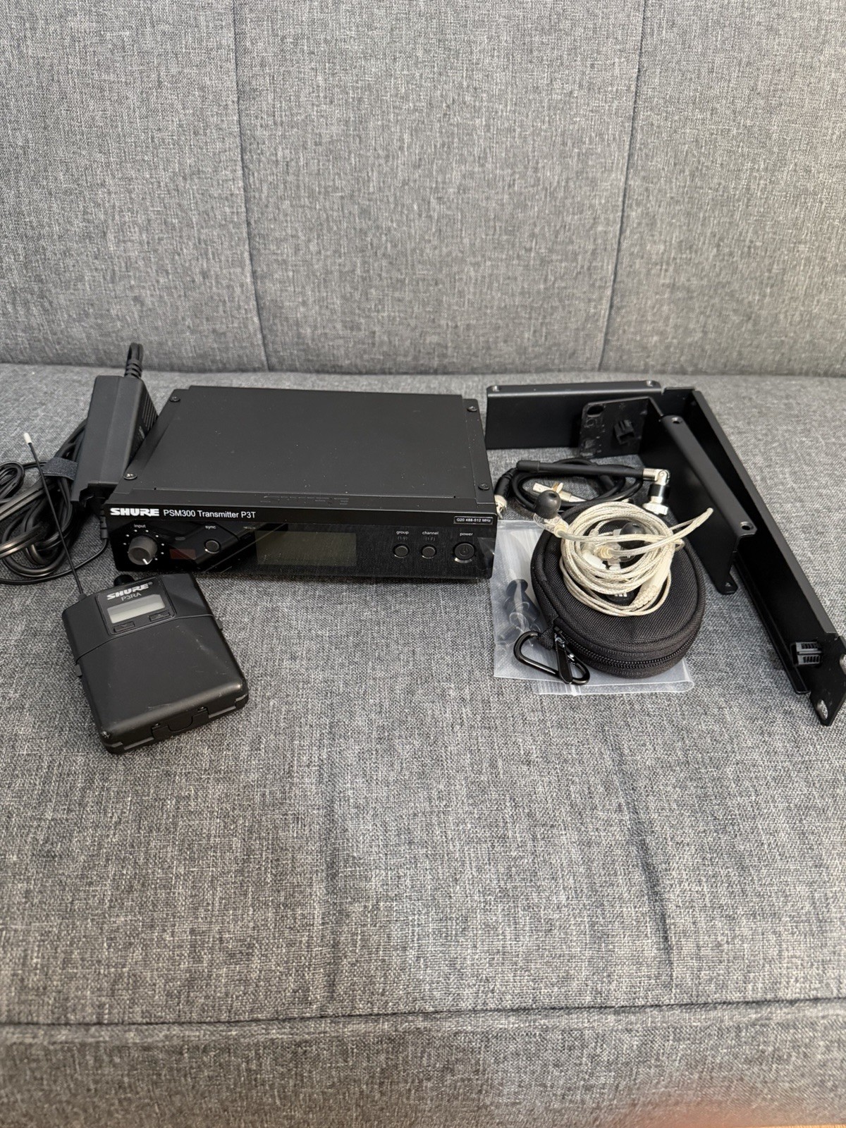 Shure P3TRA215CL PSM300 Wireless Stereo Personal Monitor System