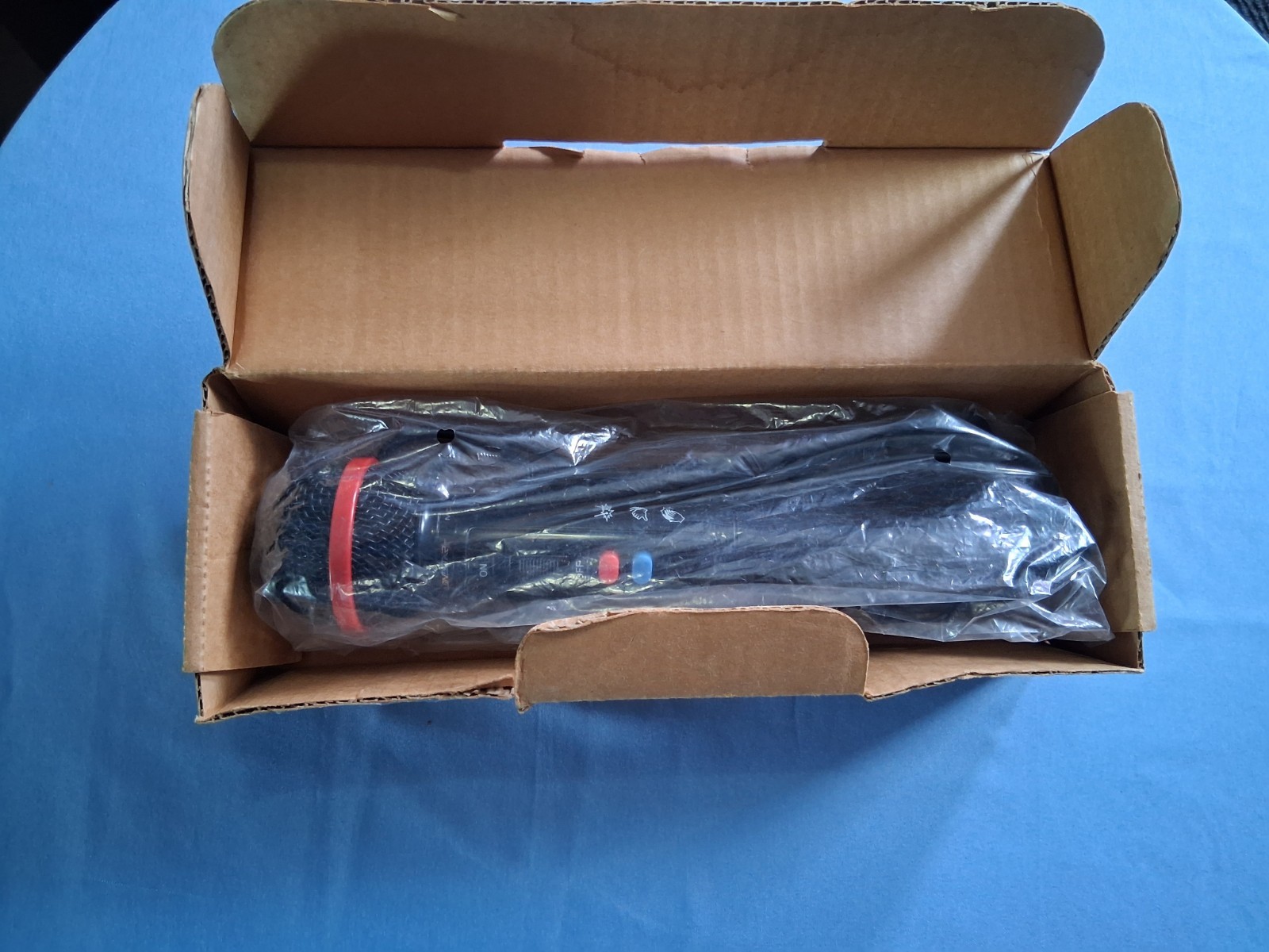 MC-50 Unidirectional Dynamic Wired Handheld Microphone 1/4 in TRS Switch