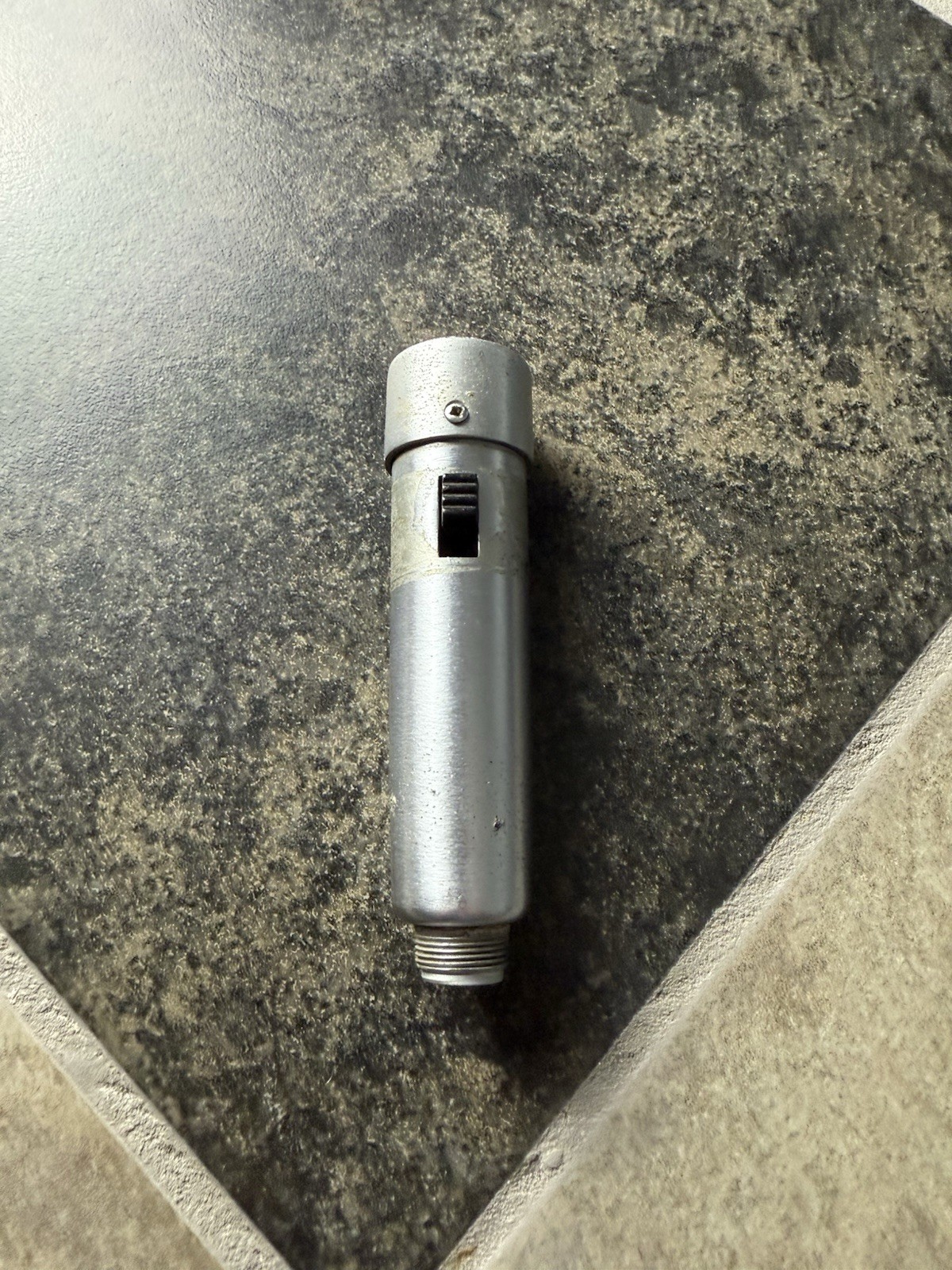 Shure Slim-X 777 Unidirectional Crystal Microphone