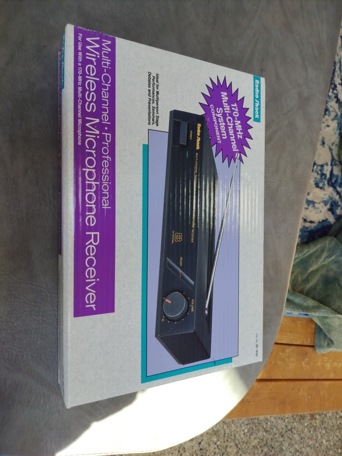 RadioShack Multi-Channel Professional Wireless Microphone Receiver (170 MHz)