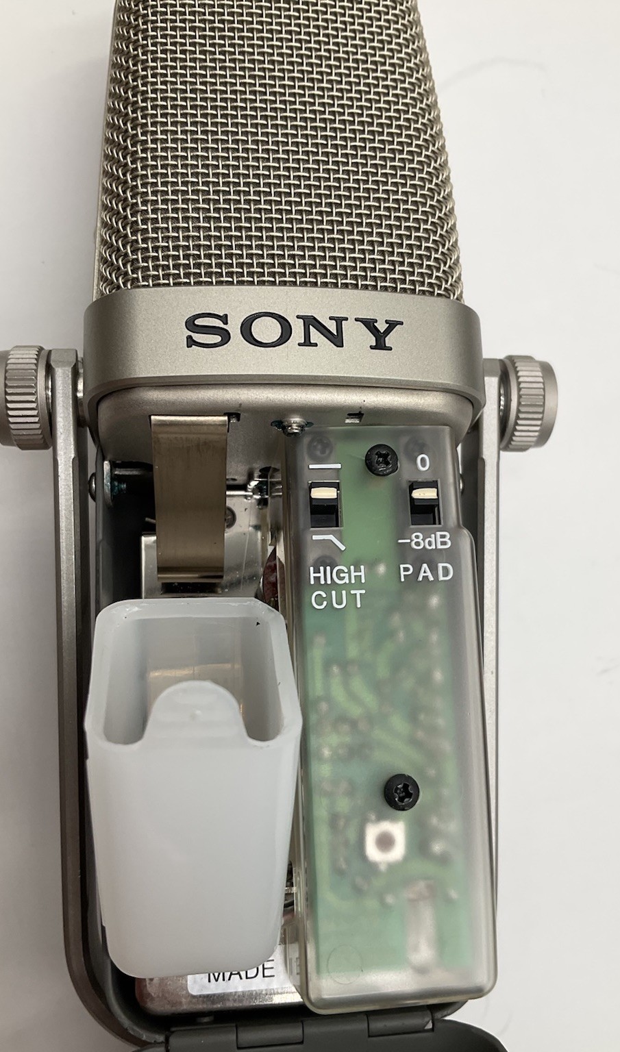SONY C-38B Multi-Pattern Condenser Microphone Cable & Hard Case