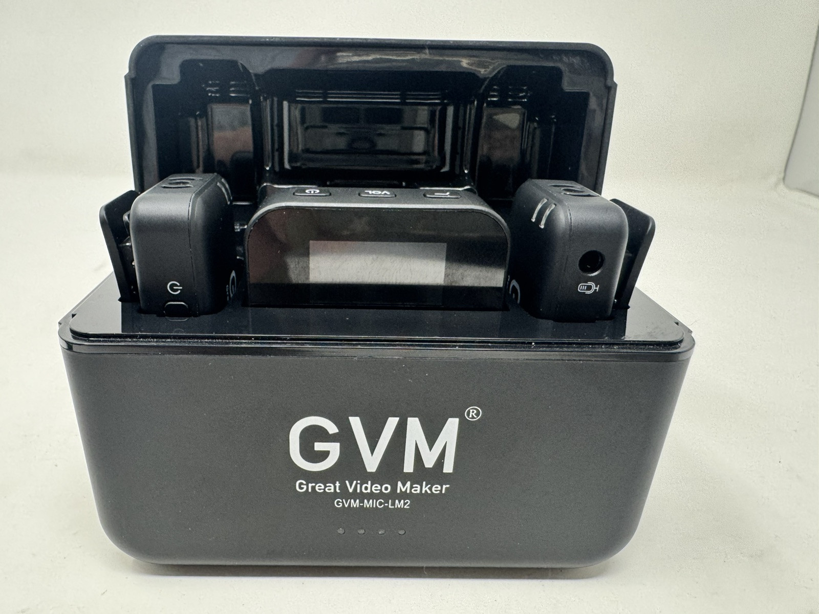 GVM GVM-MIC LM2 2-Person 2.4 GHz Wireless Microphone System #GVMMICLM2