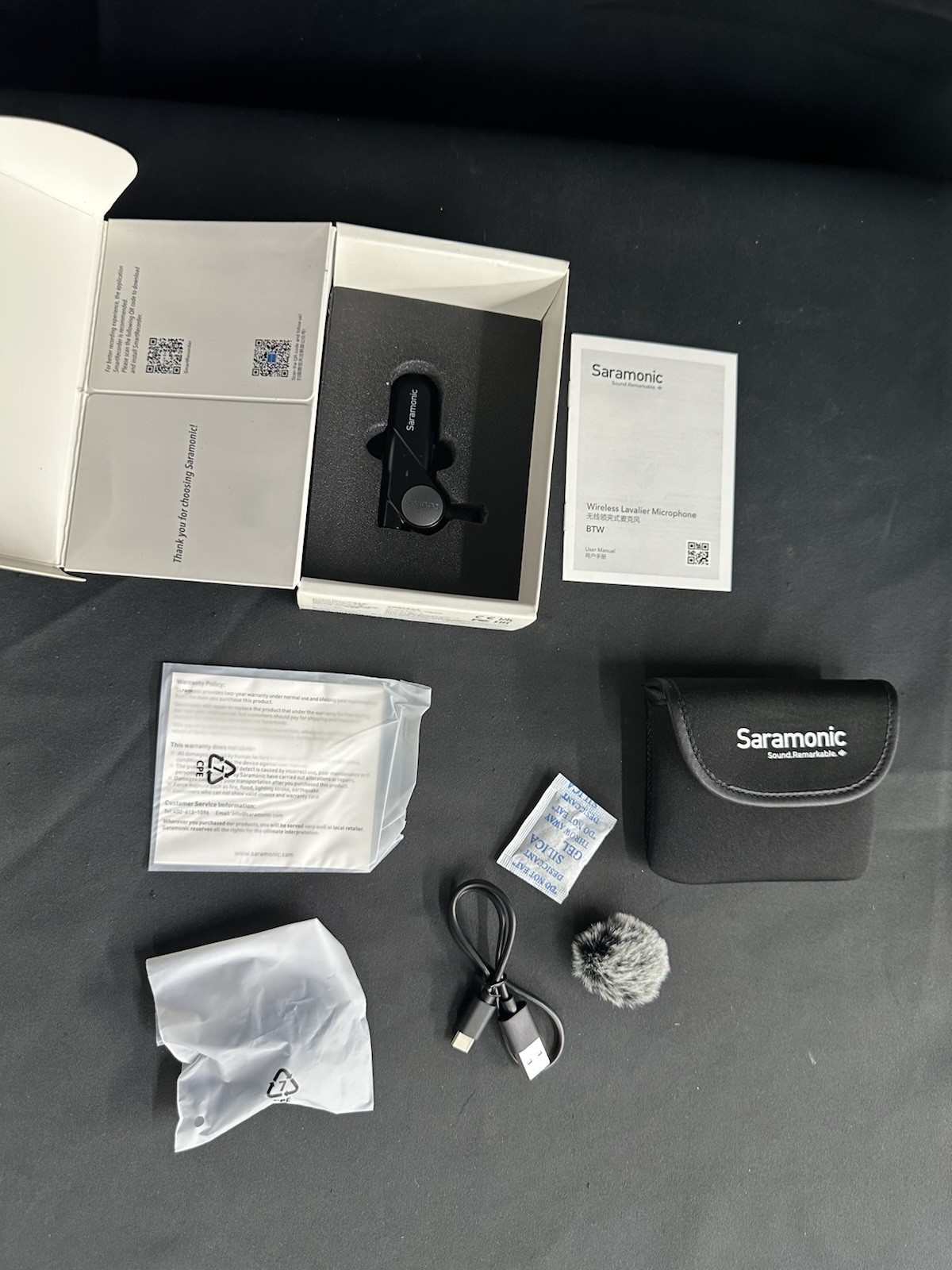 Saramonic BTW Wireless Bluetooth Clip-On Microphone w/ 3.5mm Headphone Out & NR