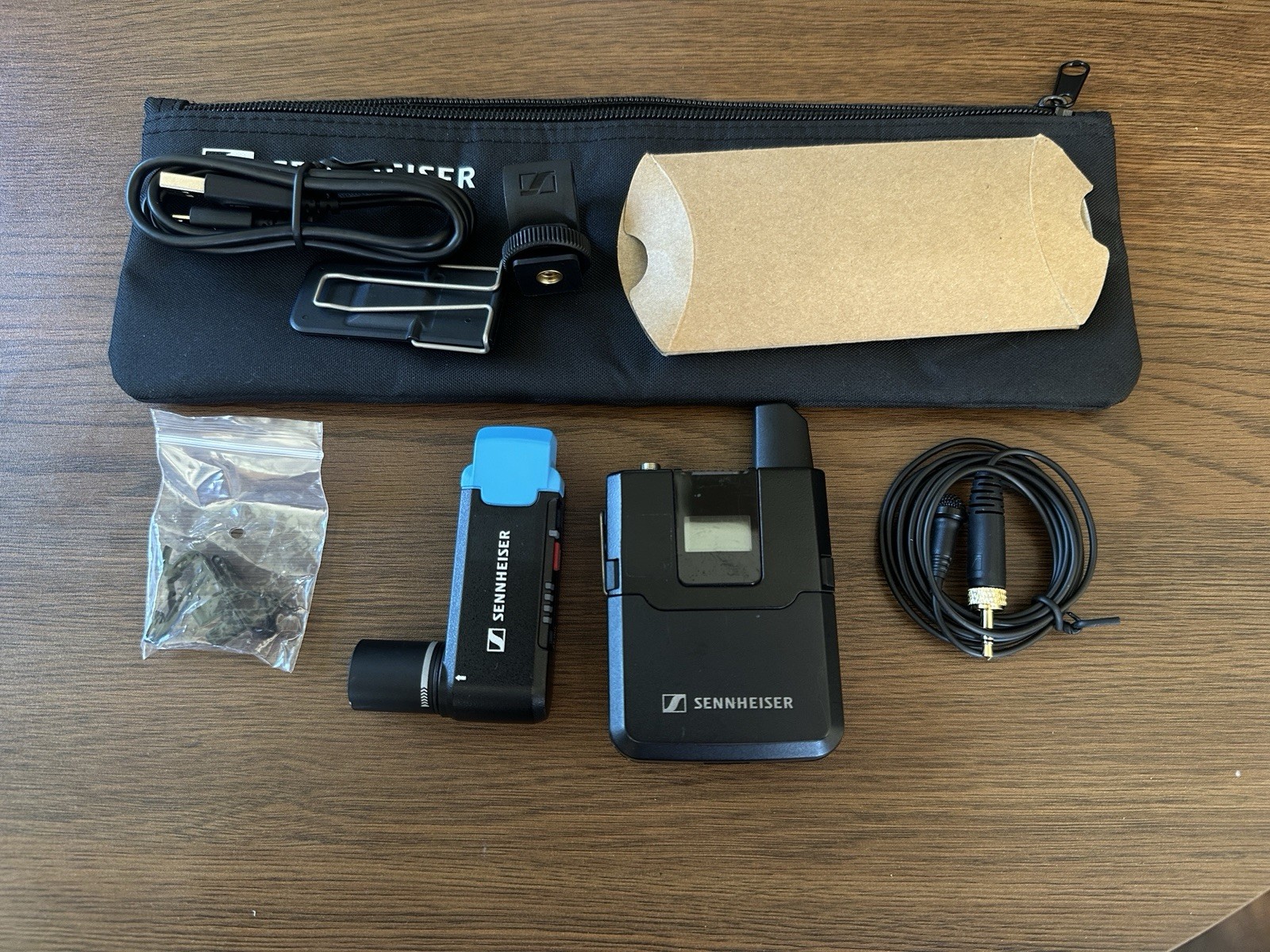 Sennheiser AVX-ME2 Digital Camera-Mount Wireless Omni Lavalier Microphone System