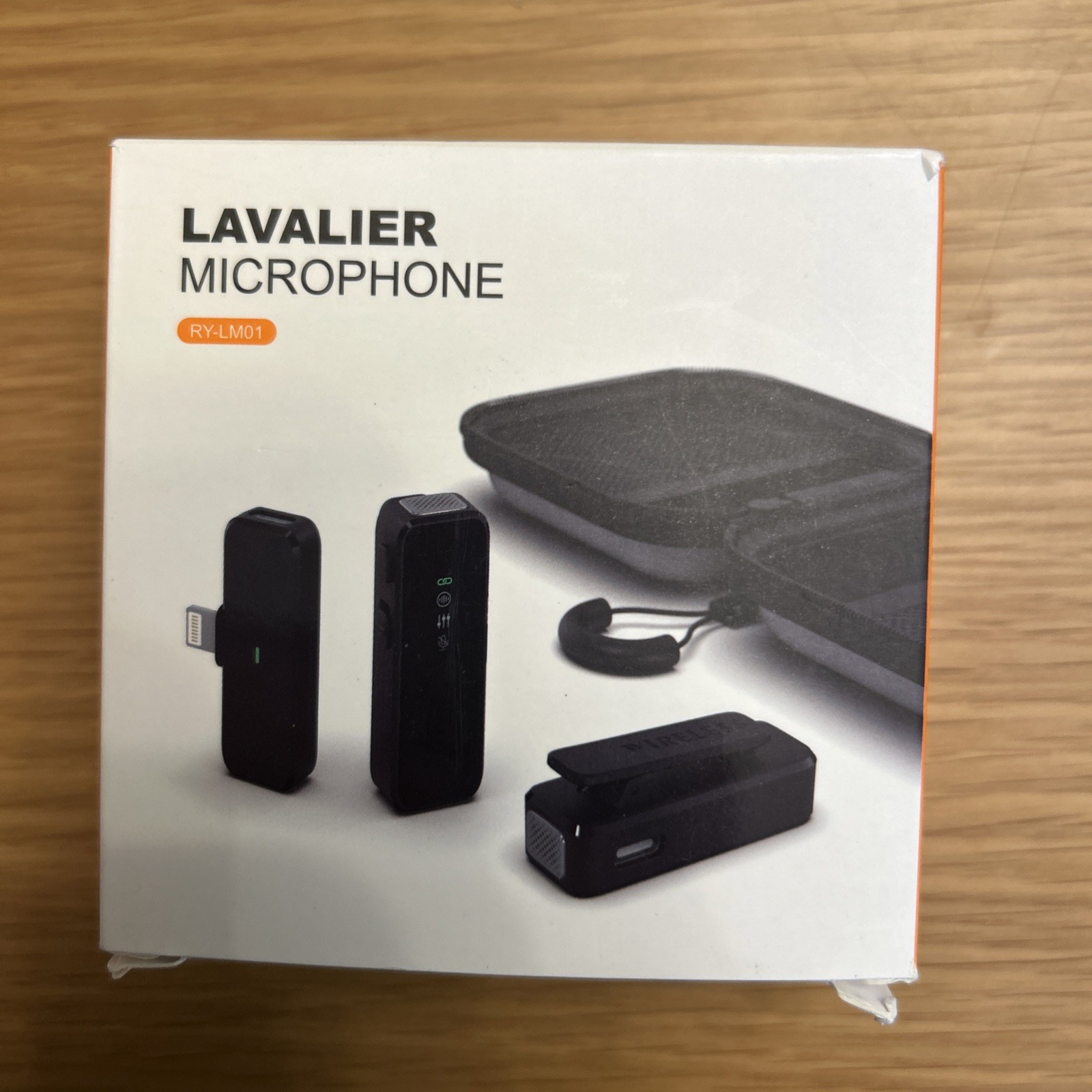 Wireless Microphone Lavalier Combo RY-LM01 With Carrying Case For iPhone/Ipad