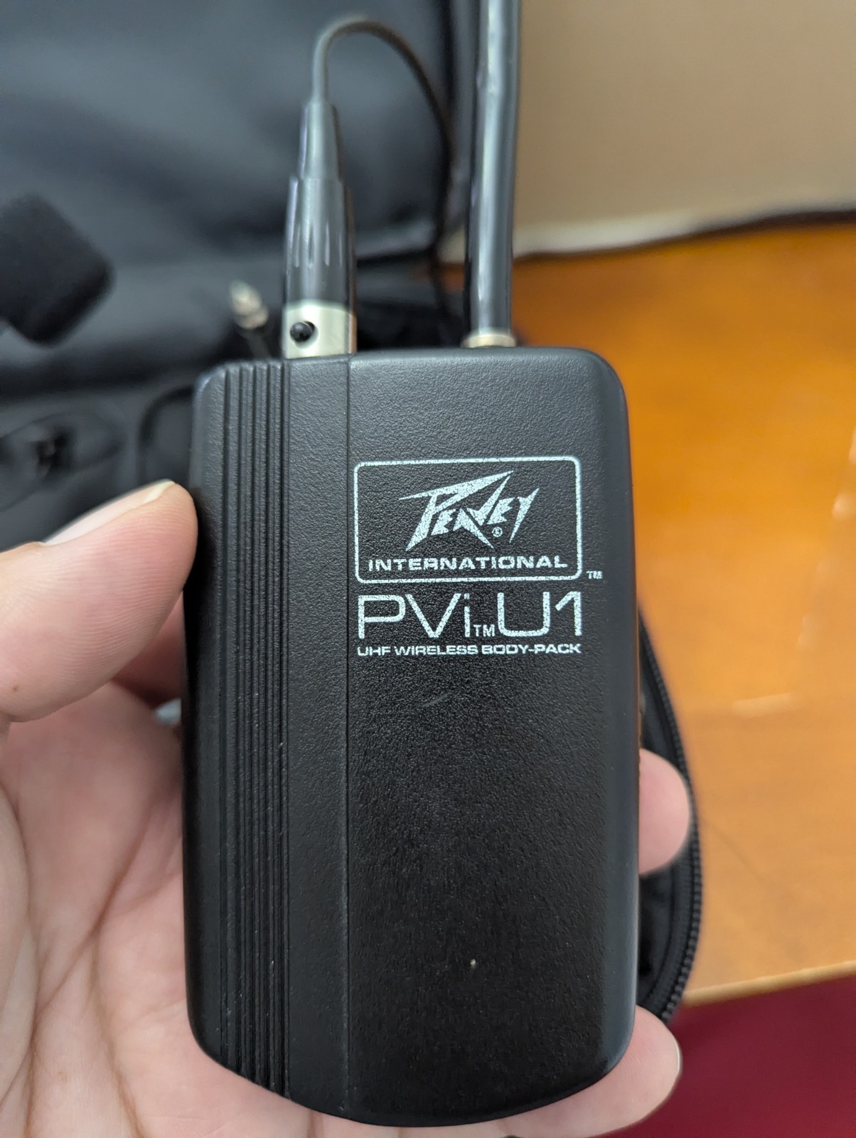 Peavey Wireless Microphone System PVI U1 Reciever