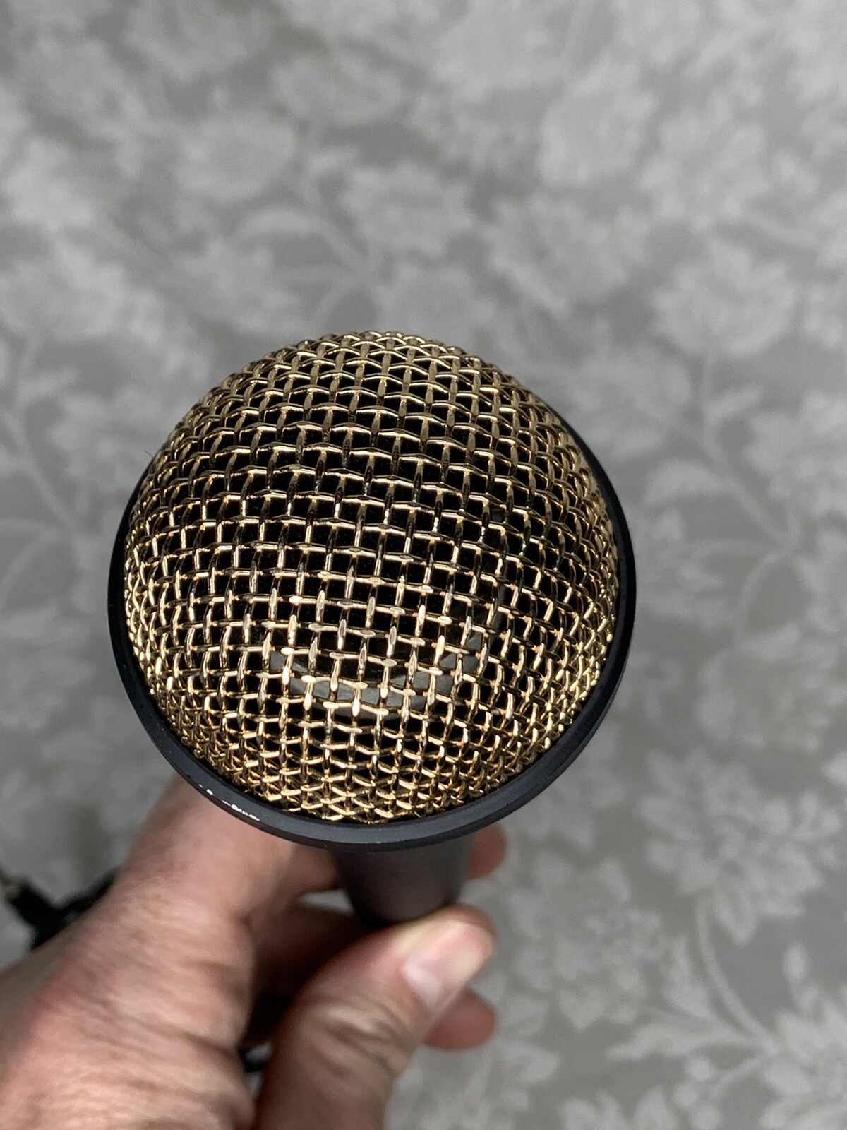 Sony F-VJ3322 Gold Impedance 600 Dynamic Vocal Wired Microphone Black (G3)