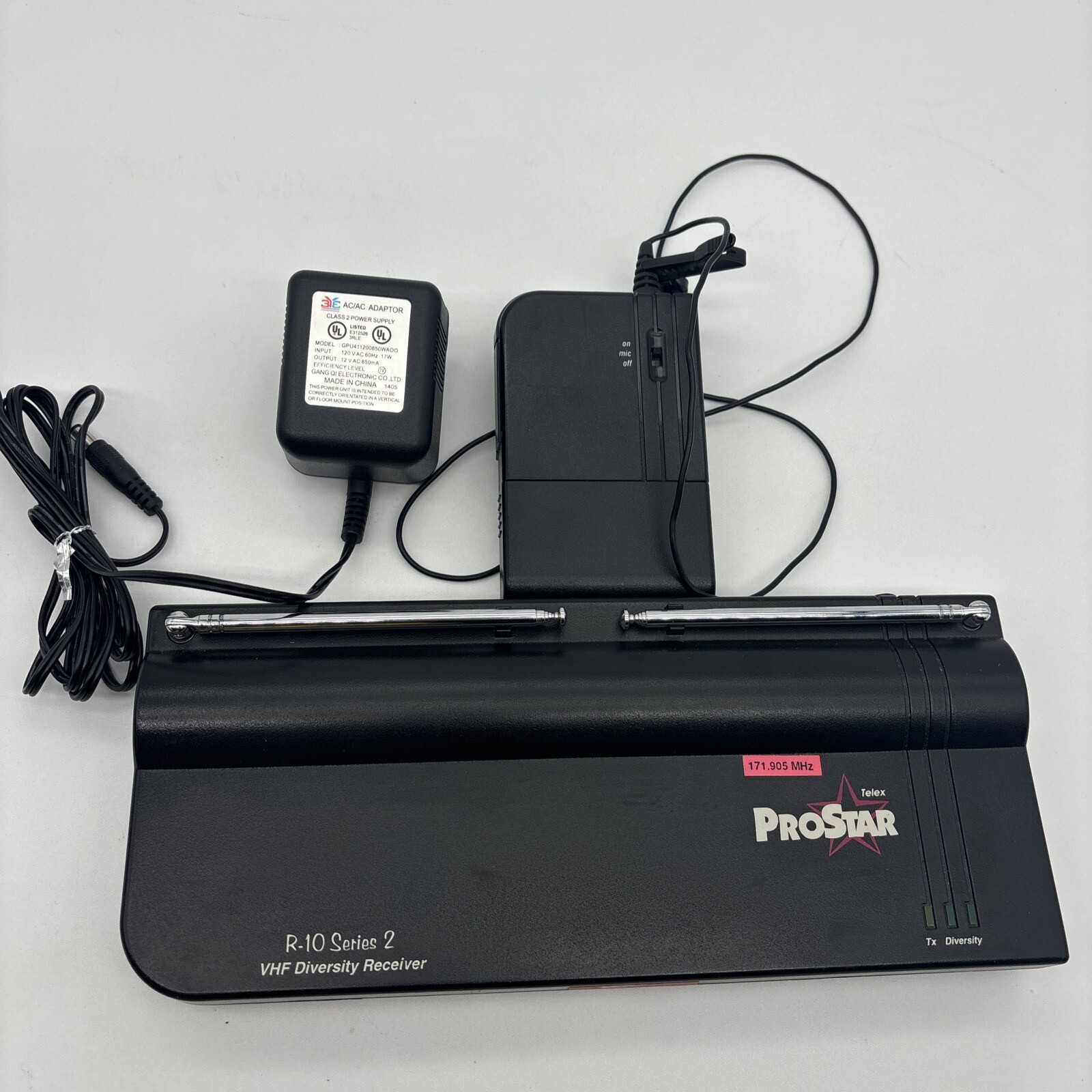 Telex ProStar R-10 Diversity Receiver w/ B-10 Wireless Belt Pack Tested & Works
