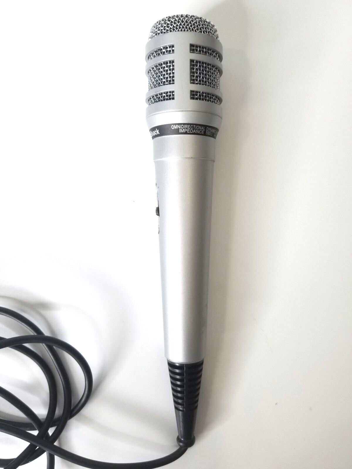 Omnidirectional Dynamic Microphone 10 Foot Cable On Off Switch Impedance 500