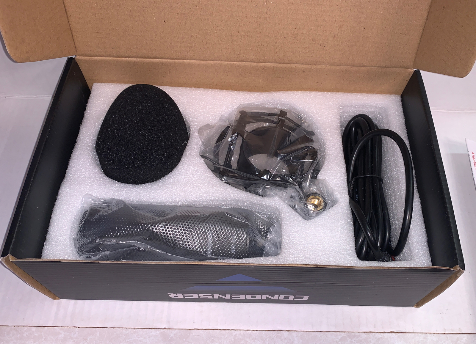 AK Professional Condenser Microphone Music Studio MIC Podcast Recording