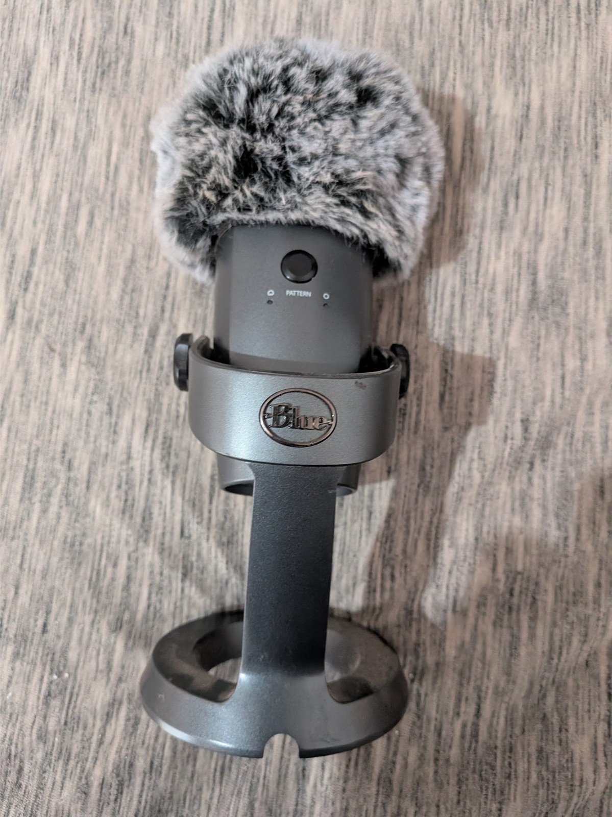 Blue Yeti Gaming/Streaming Microphone – Grey – With Puff Cover – NO CABLE