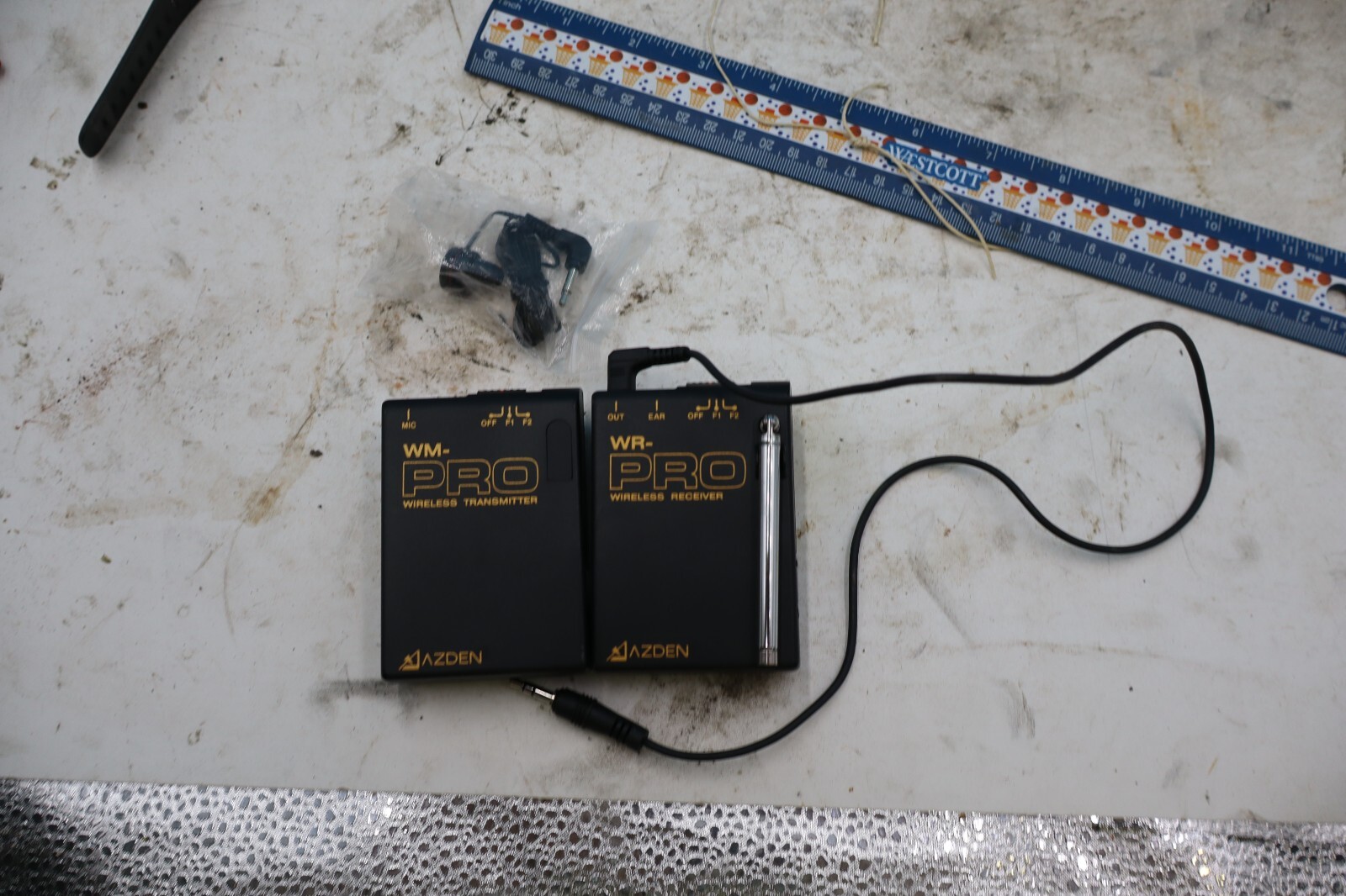 Azden Wireless Microphone WR-PRO, WM-PRO Transmitter and Receiver