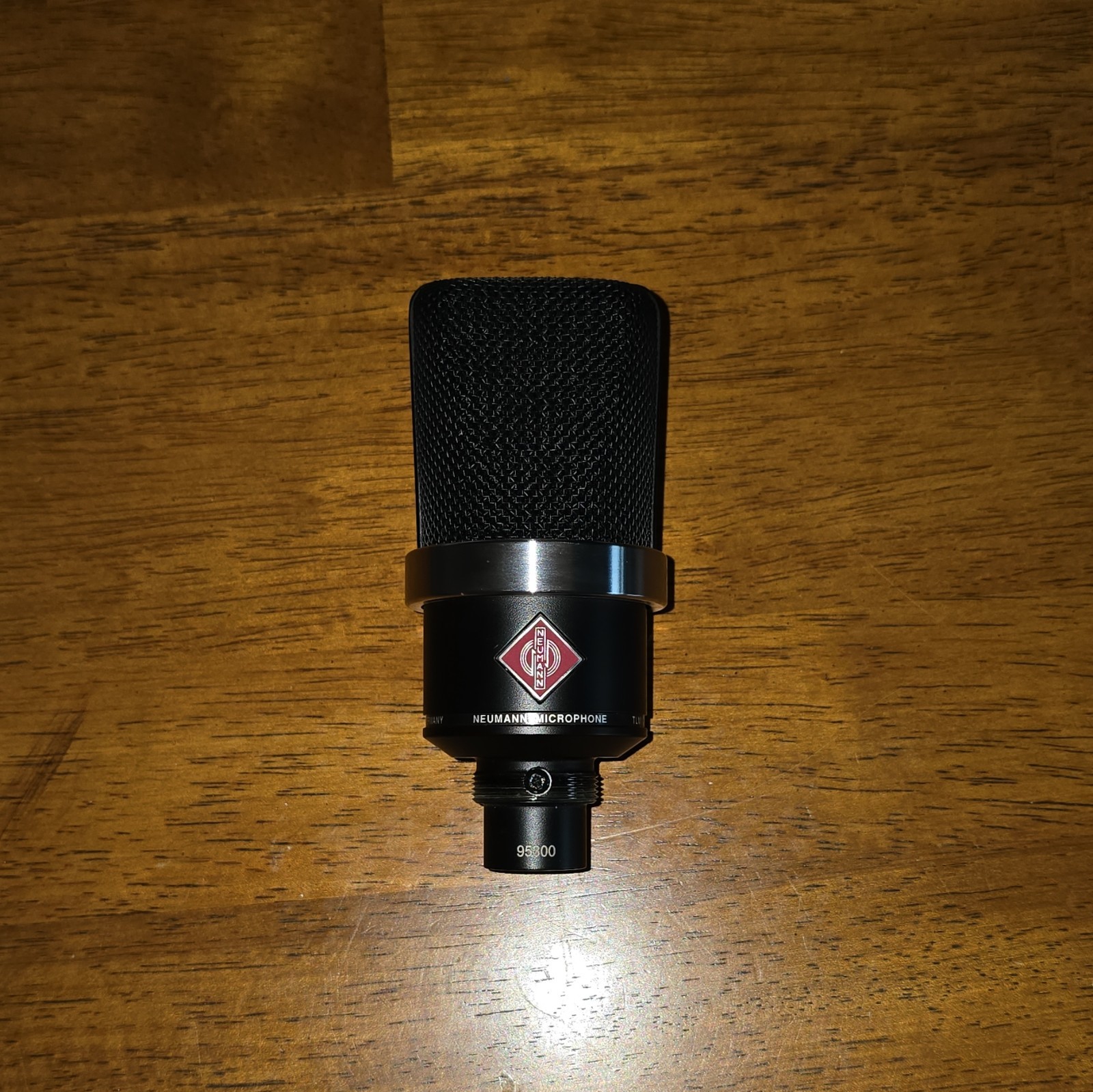 Neumann TLM 102 Cardoid Condenser Mic, Black w/ Shock Mount And Pop Filter