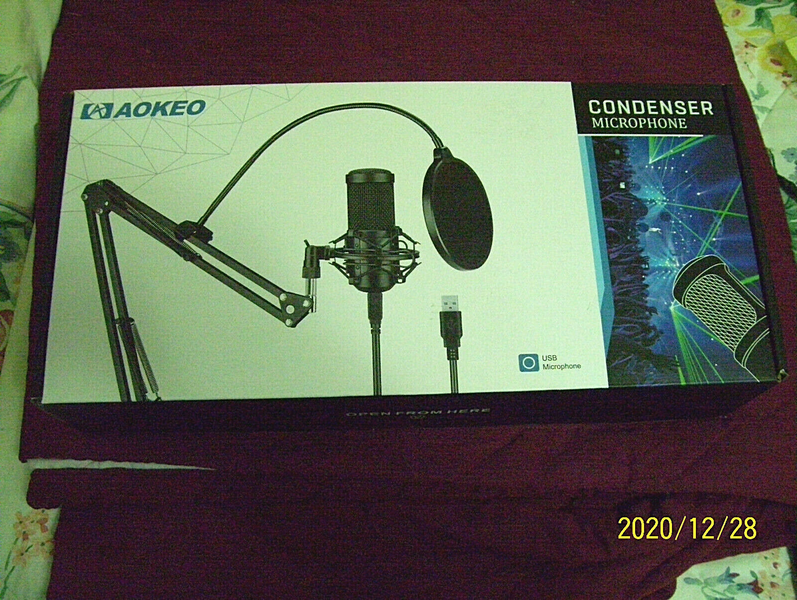 Aokeo AK-60 Professional USB Streaming Podcast PC Microphone with AK-35 Scissor