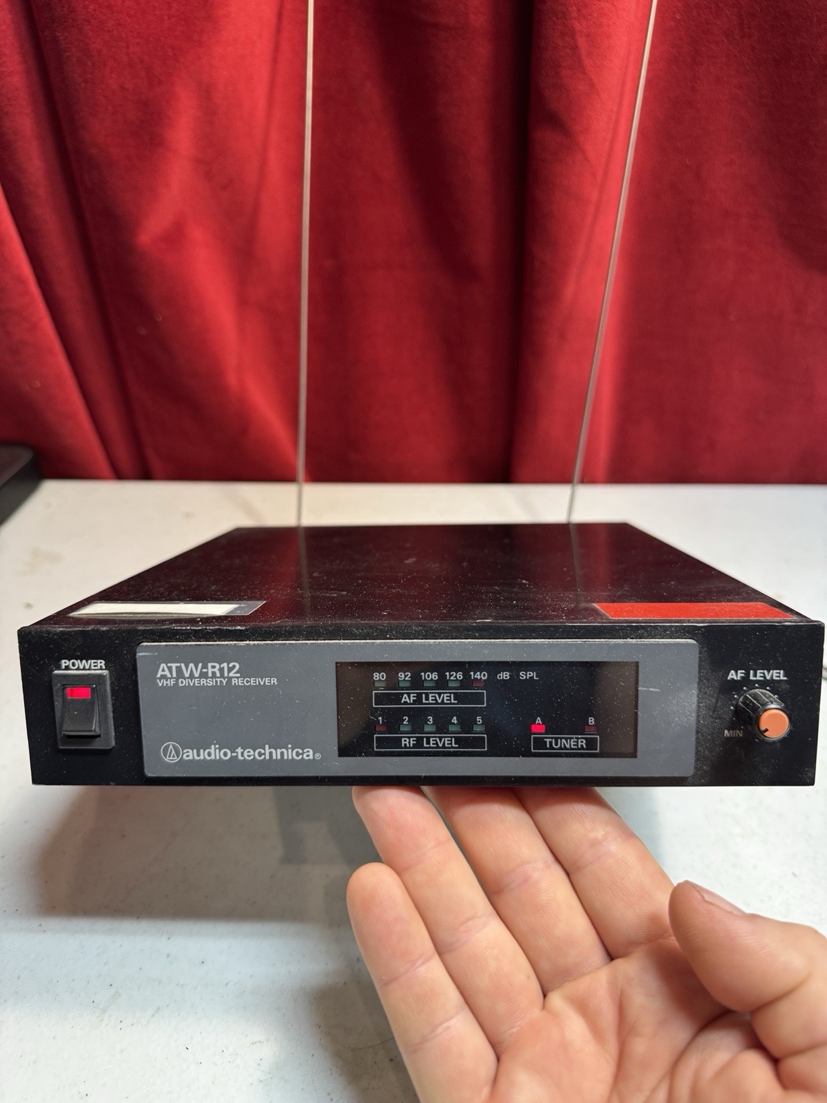 AUDIO-TECHNICA ATW-R12 VHF DIVERSITY RECEIVER
