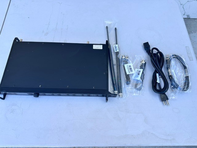 Shure ULXD4Q Quad-Channel G50 Band Digital Wireless Receiver 470-534 MHz