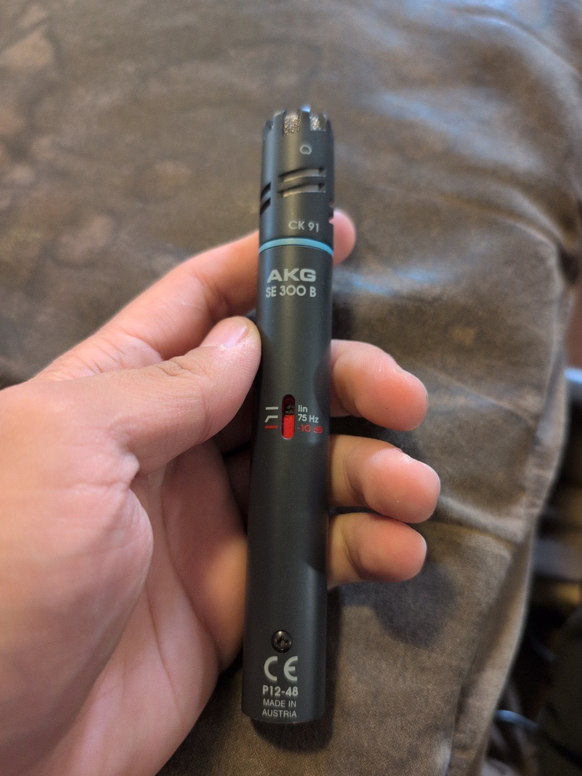 AKG SE300B + CK91 Microphone