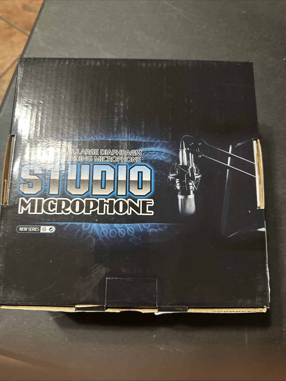 BM-800 Professional Studio Condenser Microphone Kit