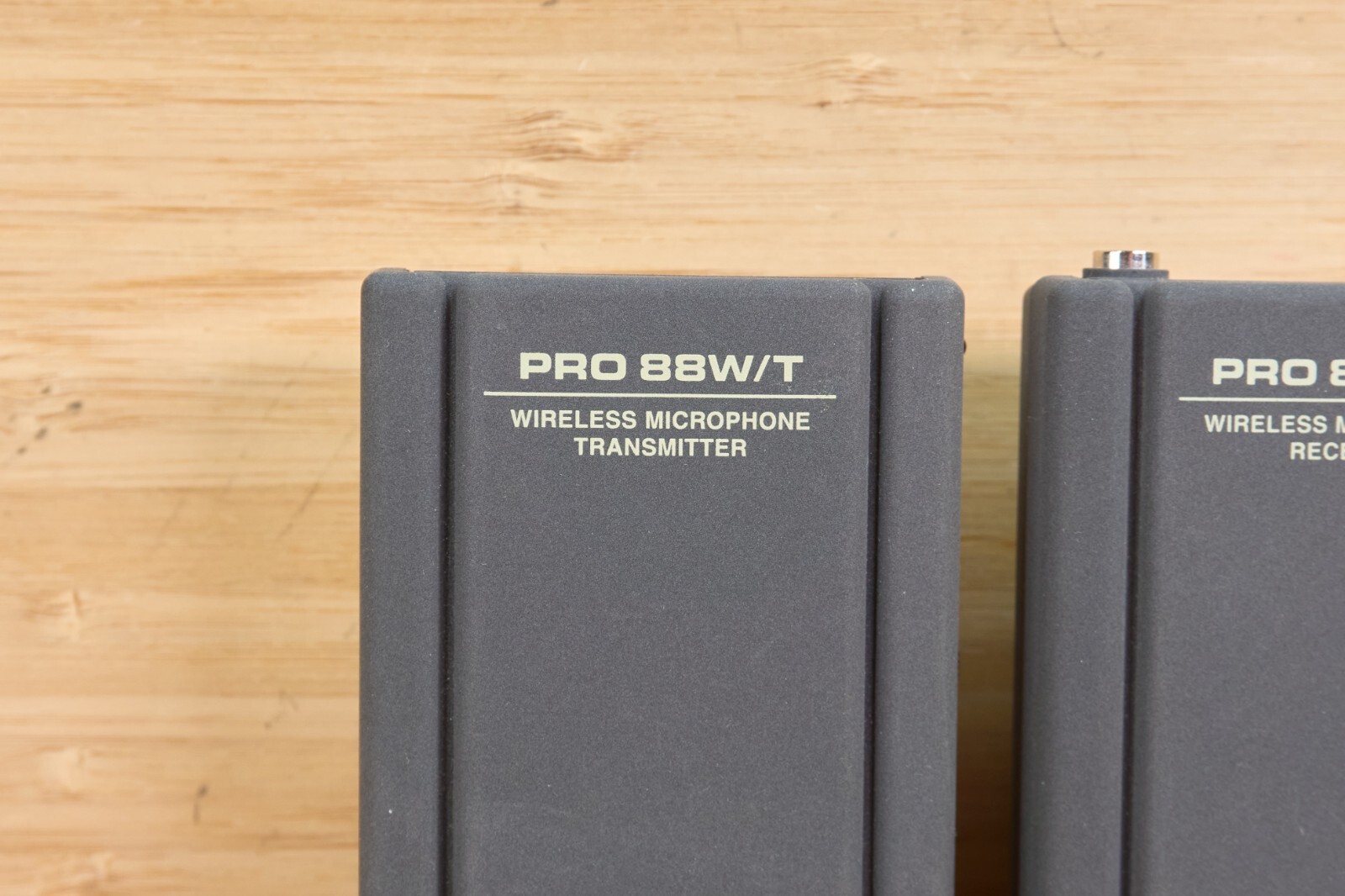Audio-Technica PRO-88W Wireless Microphone System, Made in Taiwan