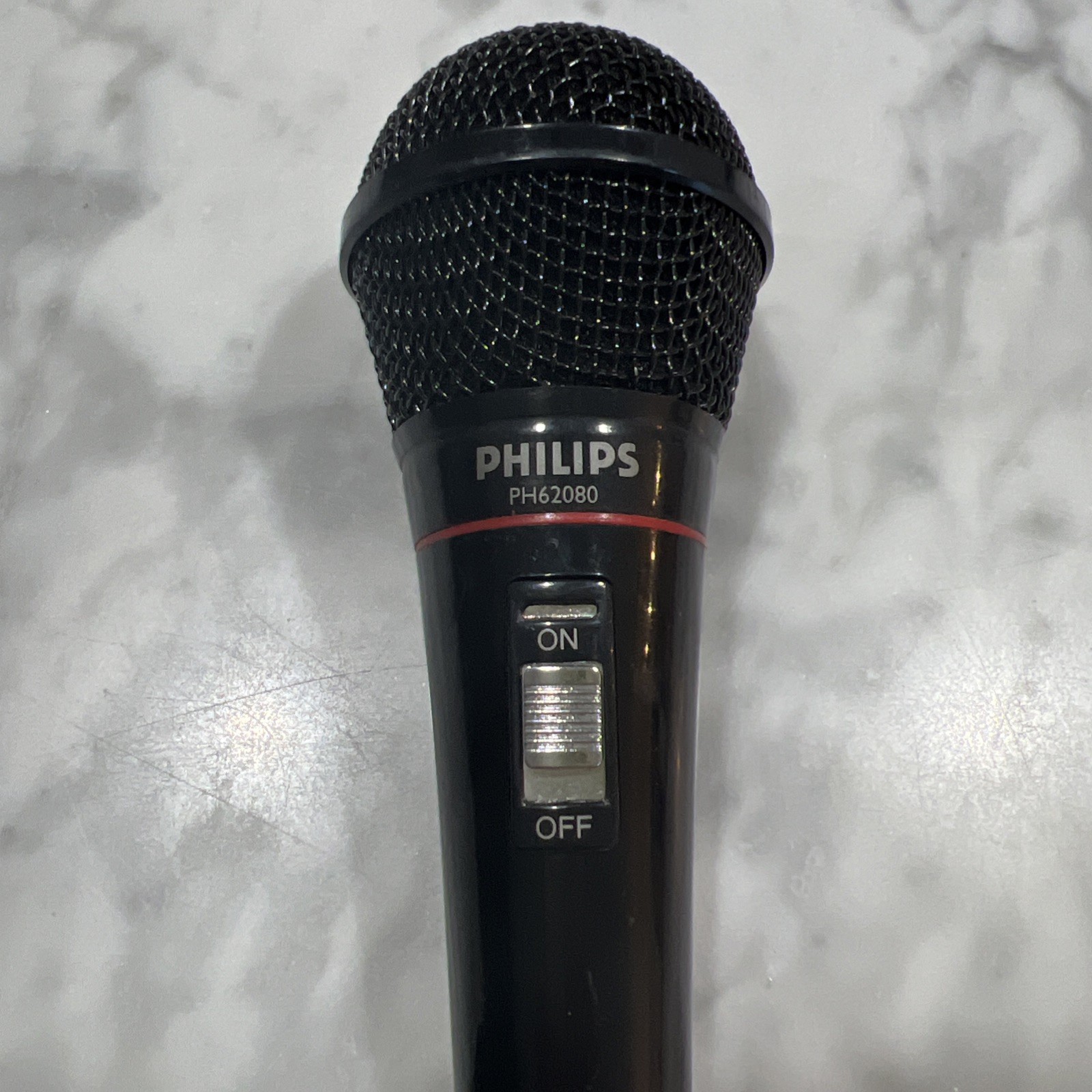 Phillips PH62080 Dynamic Vocal Microphone With Cable