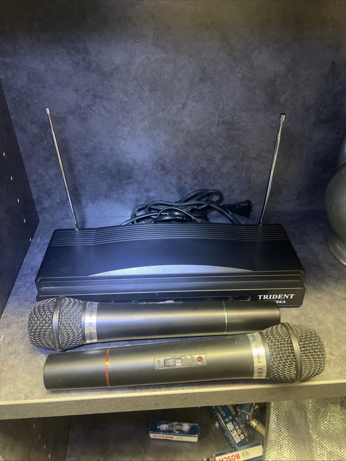 Trident JT-306A Wireless Professional Microphone
