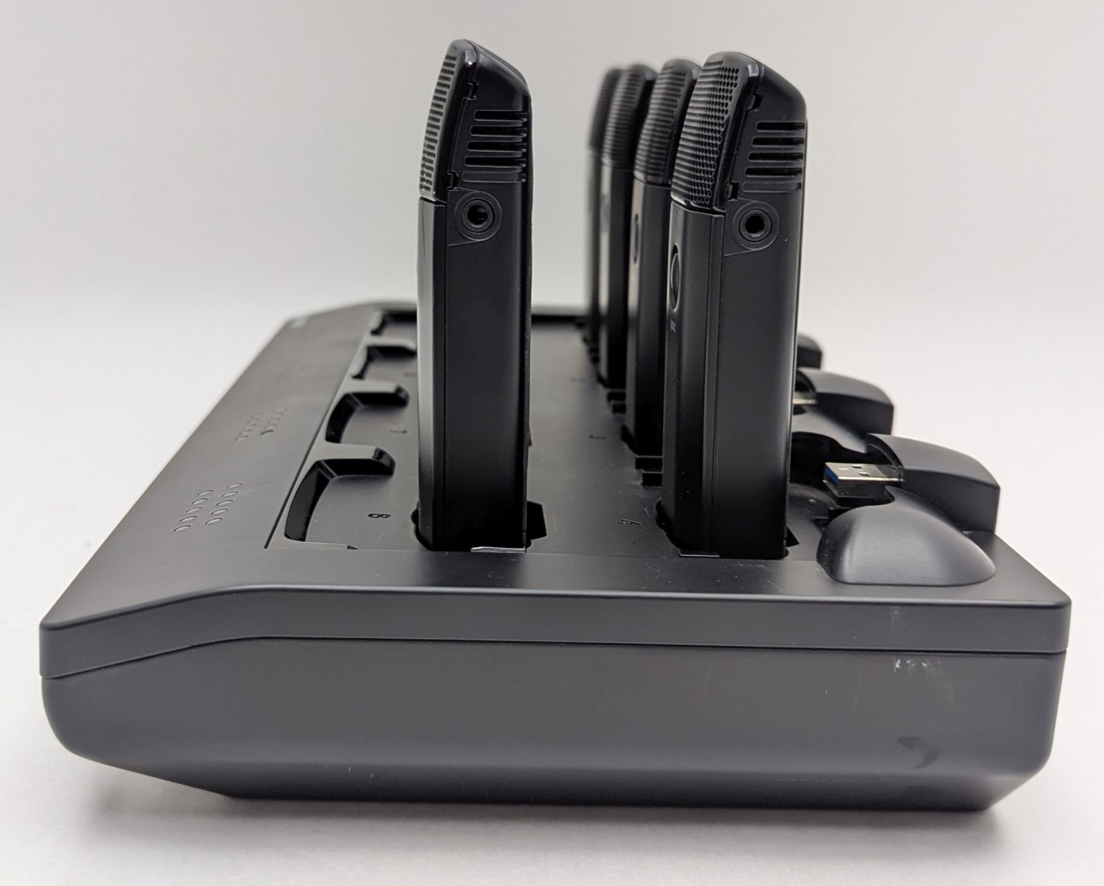Shure MXWNCS8 8-Port Network Station Dock + 8x MXW6/C Z10 Wireless Transmitters
