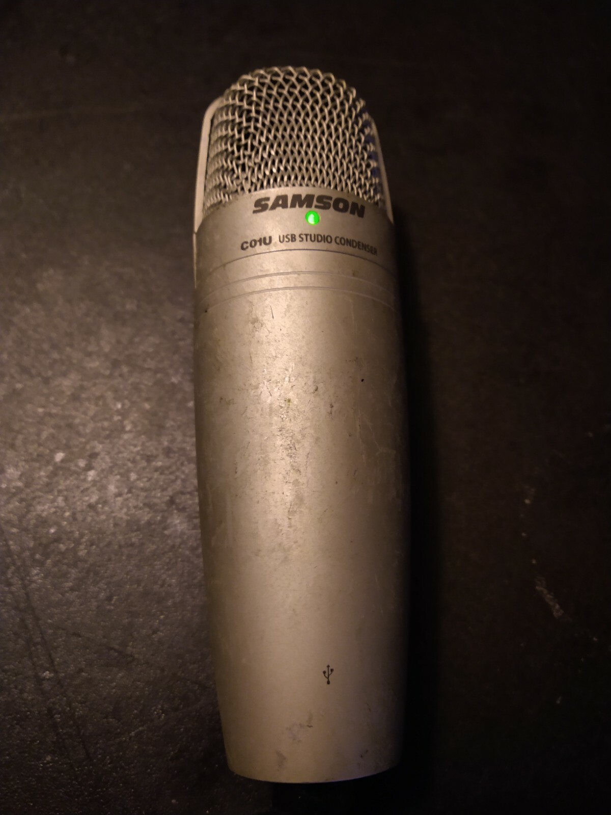 Samson C01U Pro USB Studio Condenser Microphone Silver ***Microphone Only***