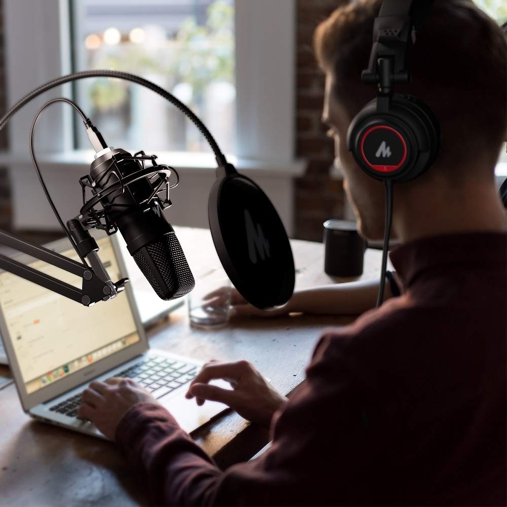 Podcast Microphone with Studio Headphones – 192kHz 24bit for Live Streaming