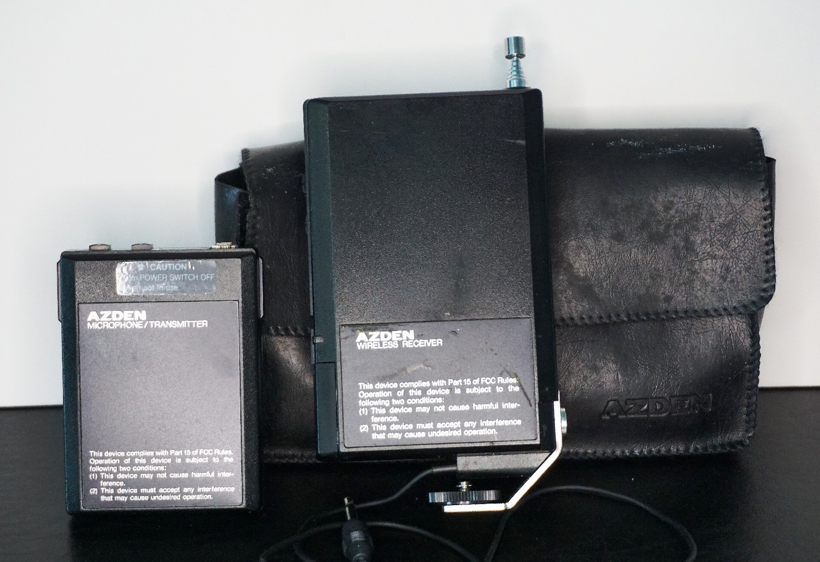 Azden Wireless Microphone System – WR-10 Transmitter & WM-10 Receiver Japan