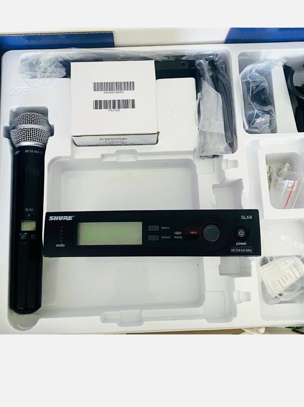 Shure SLX4 Wireless Microphone System With SM58 Mic J3
