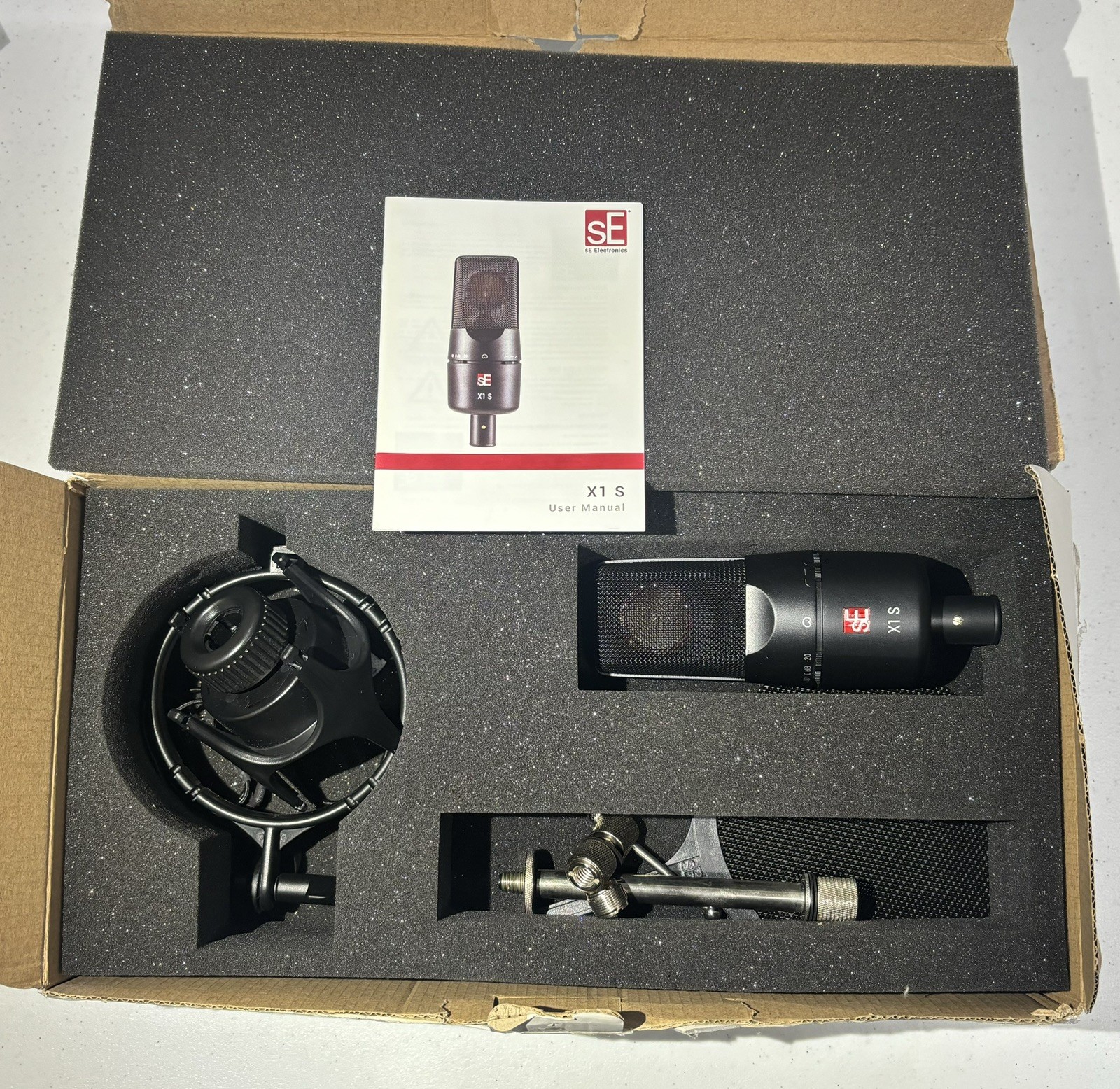 Se Electronics X1 S Large Studio Recording Cardioid Condenser Microphone+Clip