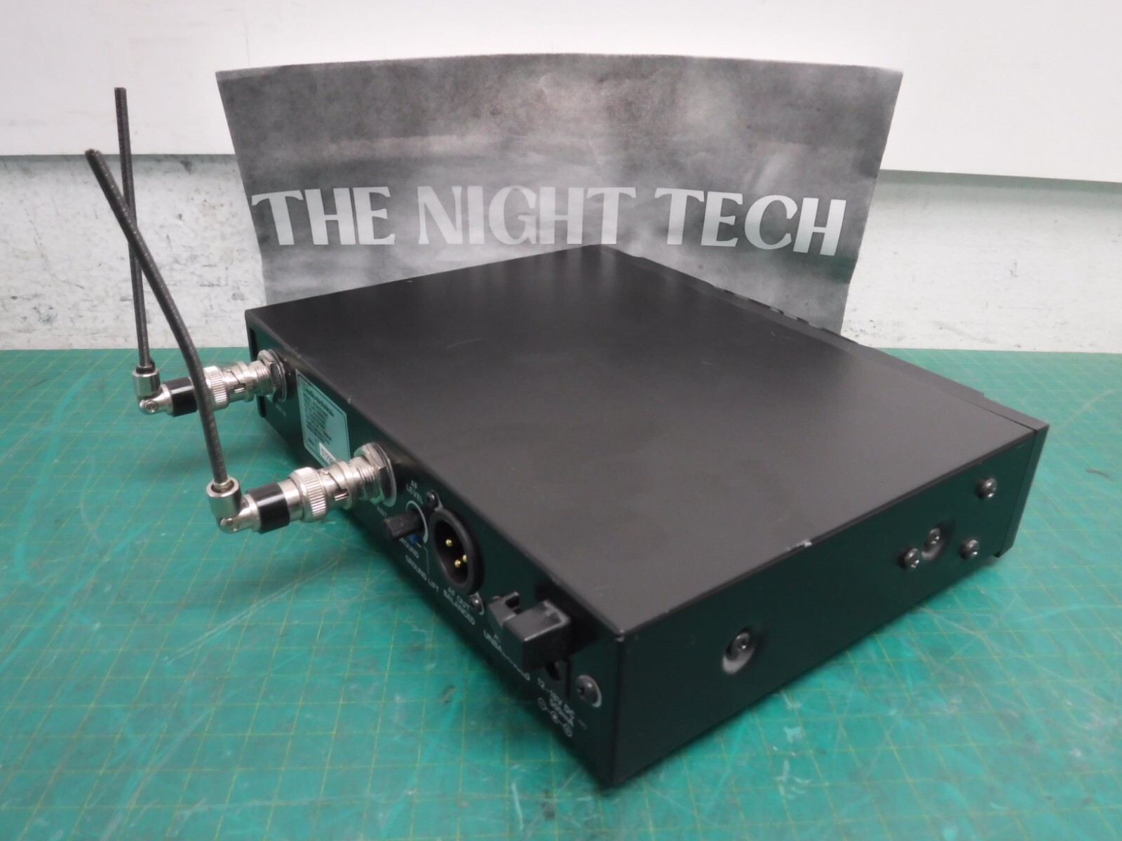 Audio-Technica ATW-3100C UHF Receiver 541-566MHz – No Power Supply