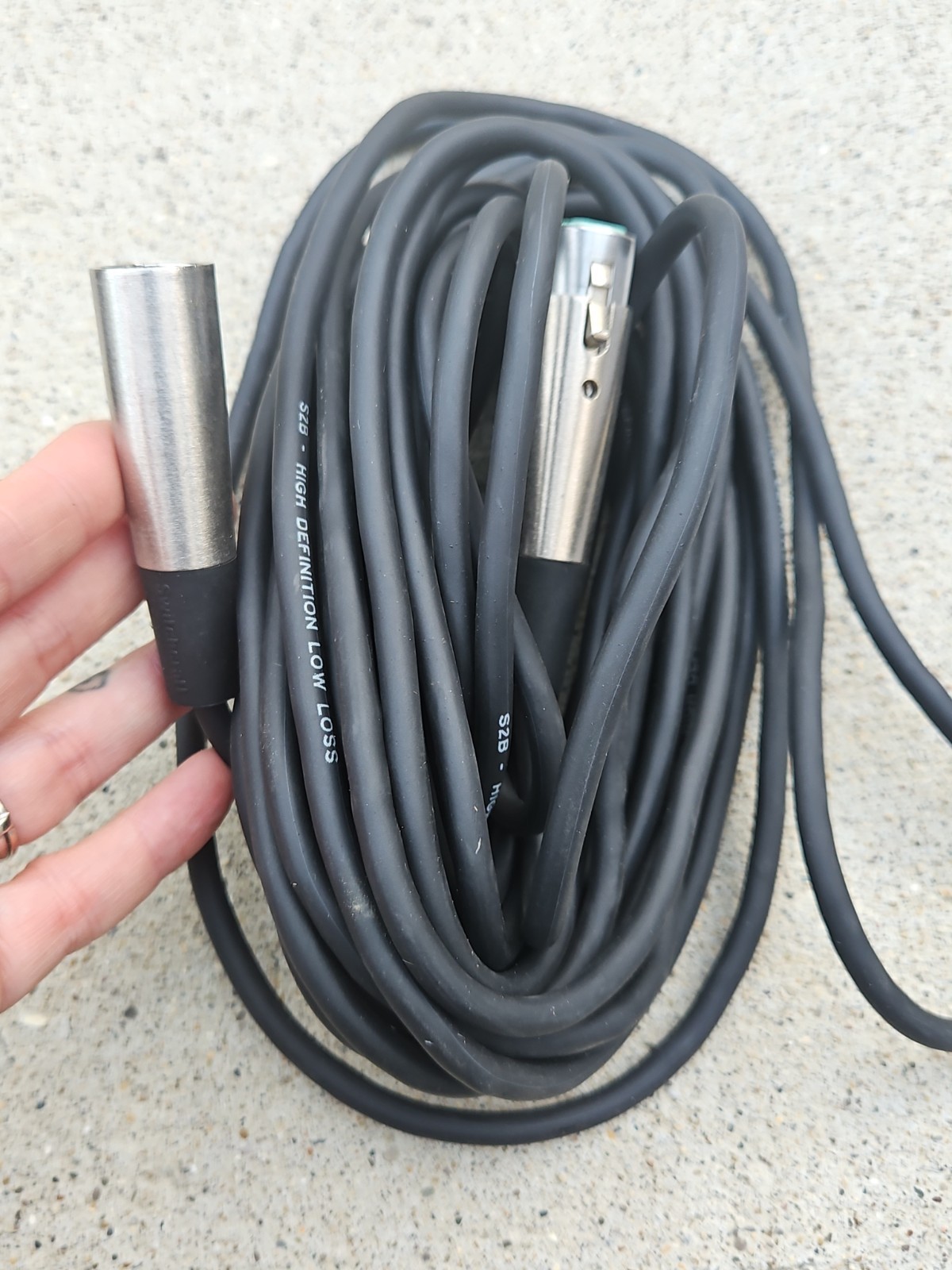 Fender P-51 Dynamic Microphone w/Cable & Case