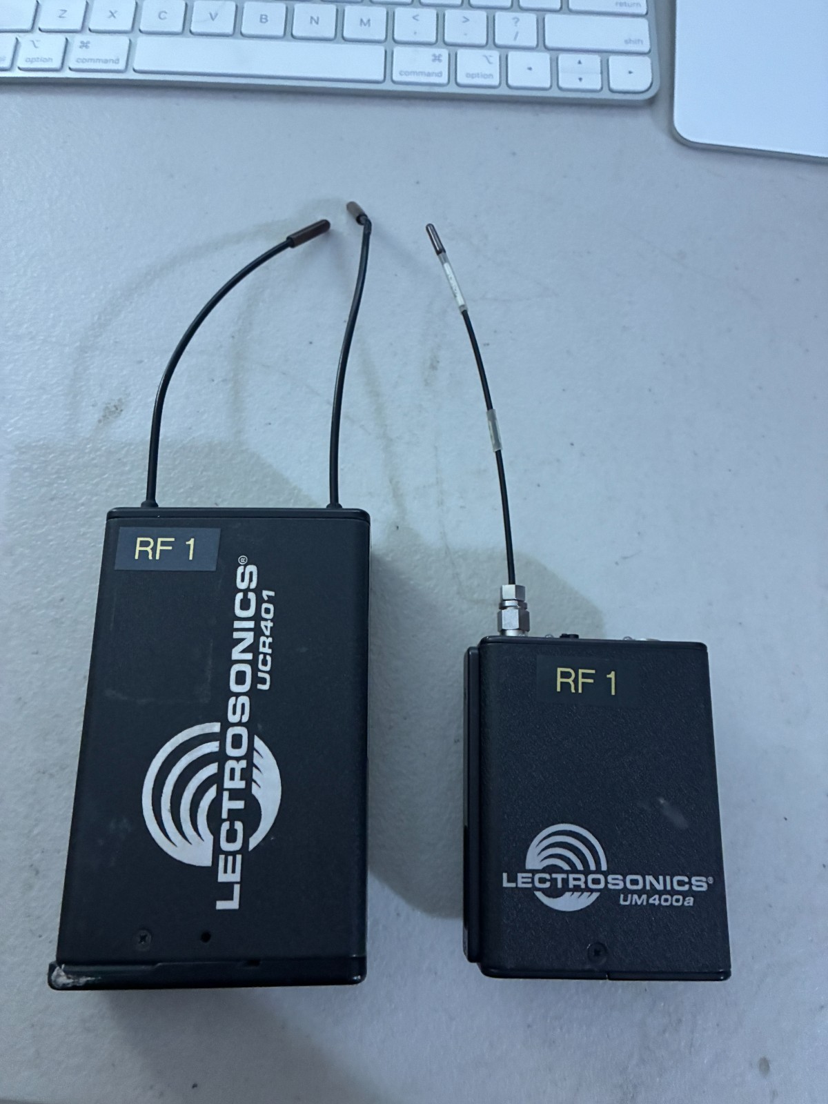 Lectrosonics Digital Hybrid Set- Um400a + UCR401- Block 21, RF#1
