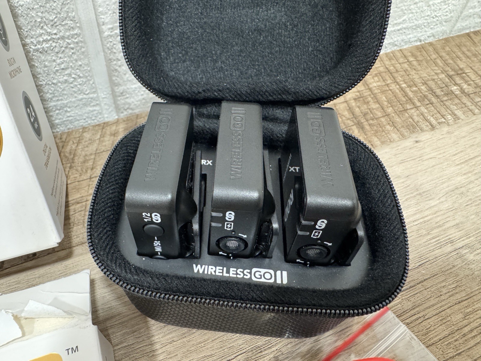 Rode Wireless GO II Wireless Mic Microphone System Charging Case WIGO 2 Lot Set