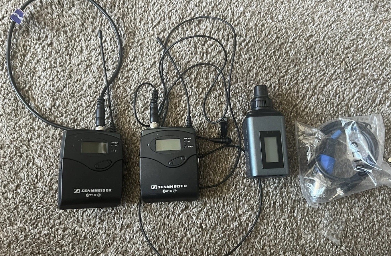 Sennheiser ew 100-ENG G3 Wireless Transmitters / Receiver w/Lav