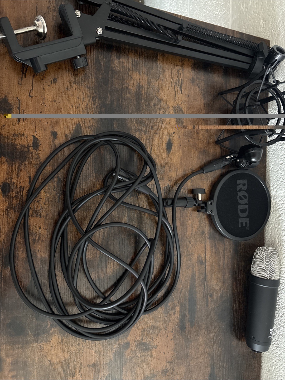 RØDE NT1 Signature Mic Kit + Boom Arm & Pop Filter – Complete Mic Setup