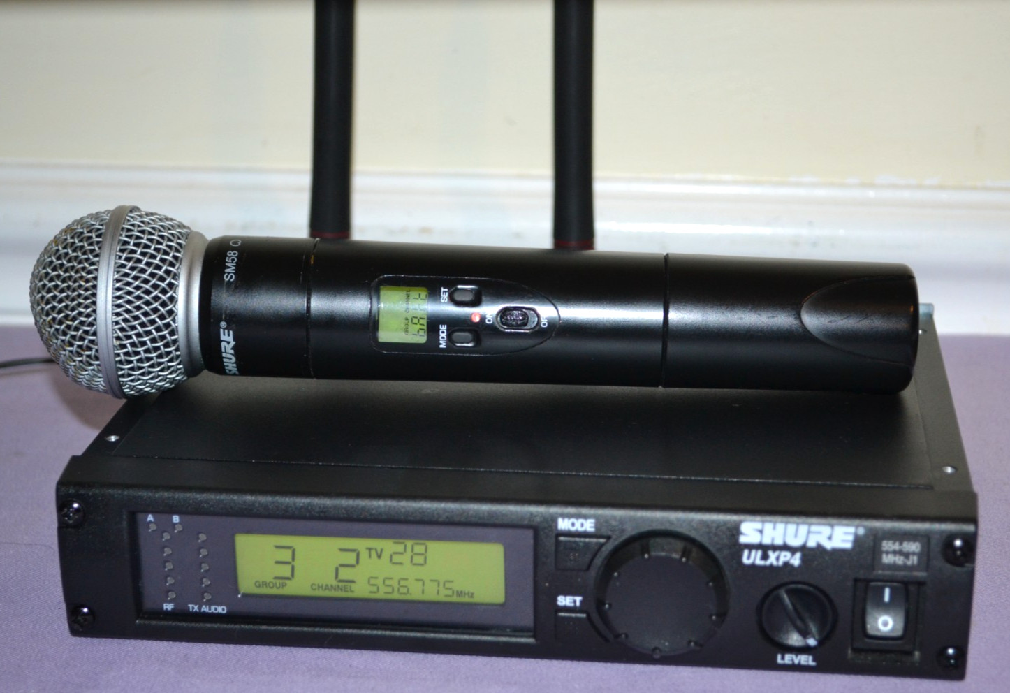 Shure ULXP4 Wireless Receiver & ULX2 -SM58 Wireless Mic J1 Band 554-590MHz-Great
