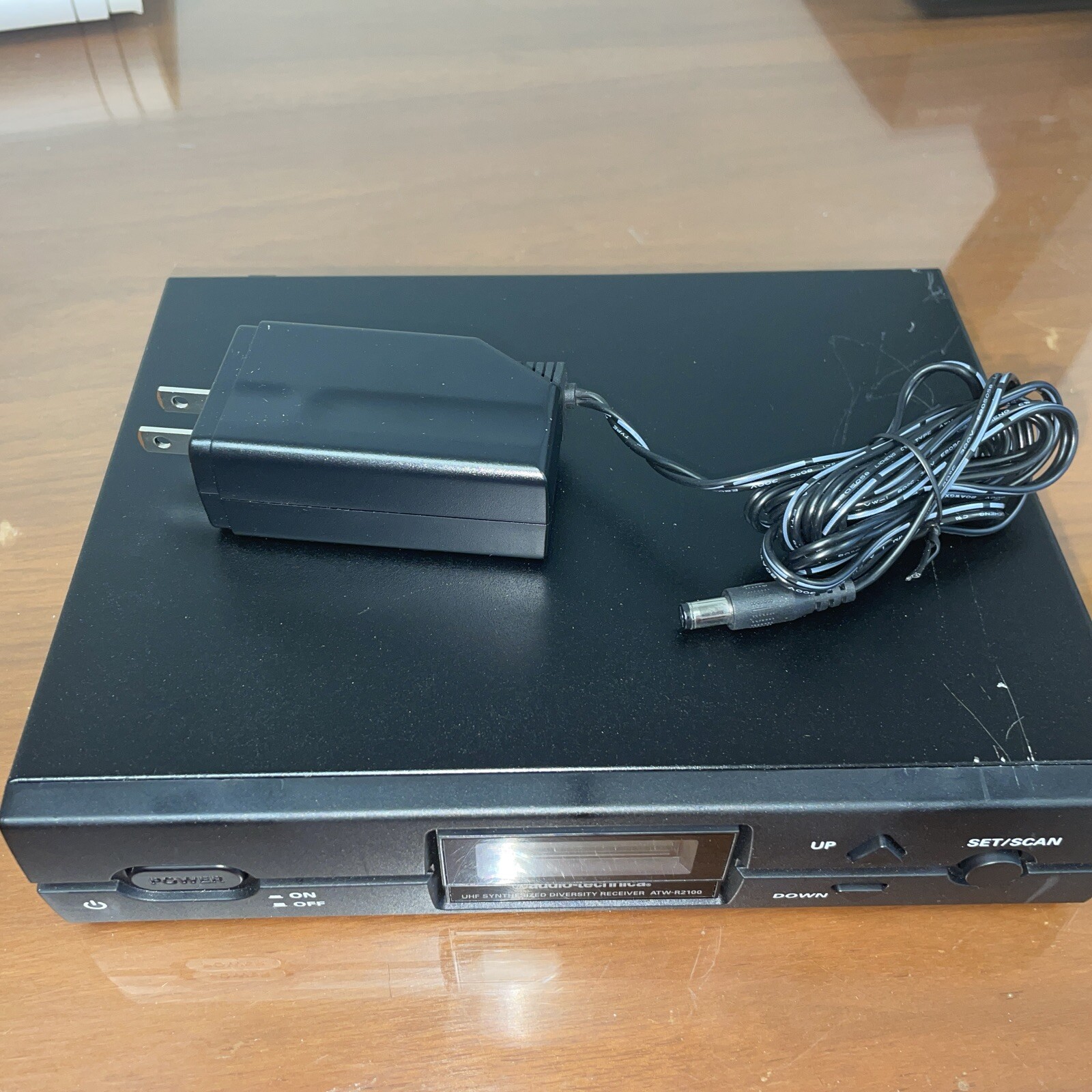 Audio Technica ATW-R2100 Wireless UHF Receiver 655-680Mhz