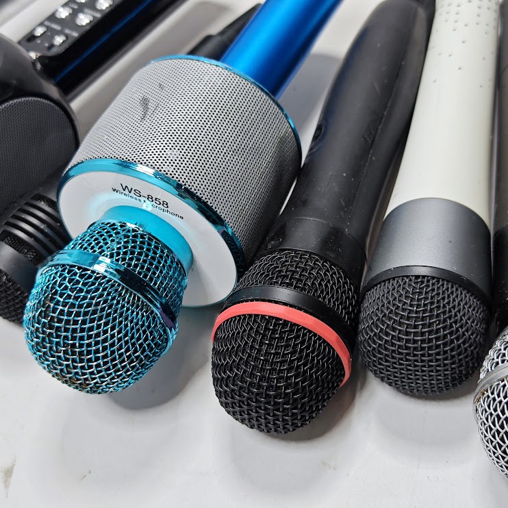 Lot of 10 Used Microphones, Various Colors & Models, No Packaging