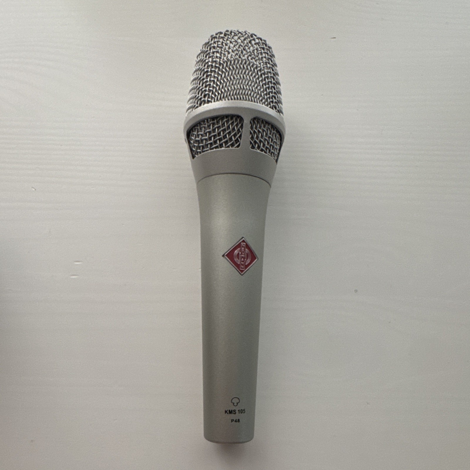 Neumann KMS 105 Silver Wired Supercardioid Condenser Mic w/ Clip & Pouch