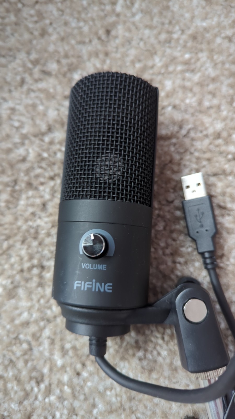 FIFINE K669B Cardioid USB Studio Microphone [INCLUDES MOUNT AND POP FILTER]