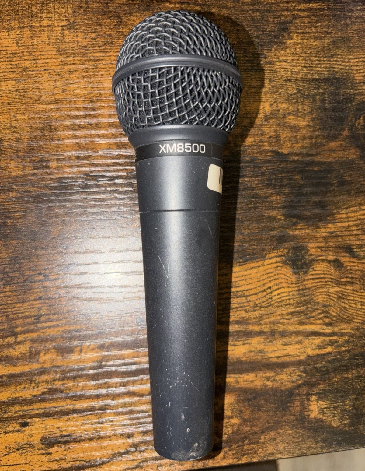 Behringer XM8500 Handheld/Stand-Held Wired Microphone, Black