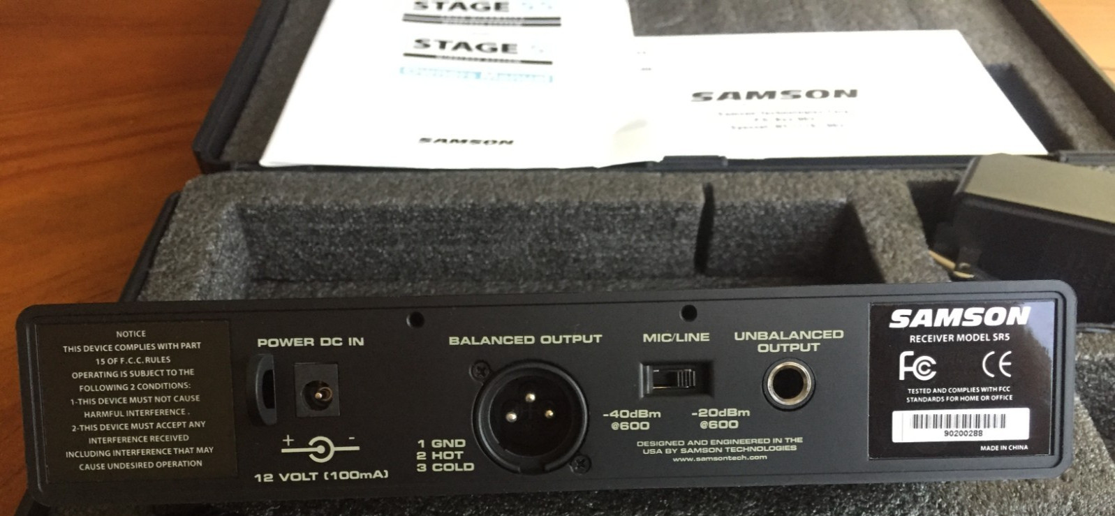 Samson Stage 5 Wireless Microphone System – Channel 2