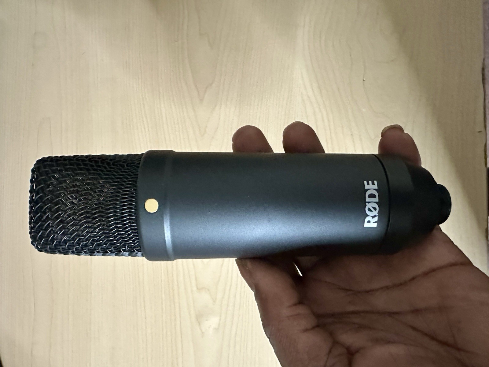 RØDE NT1-AI-1 Complete Studio Kit Condenser Mic + AI-1 Audio Interface w/ Box